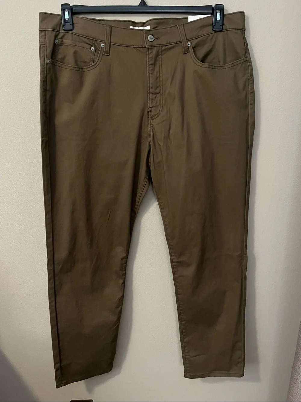 Lucky Brand sport laid