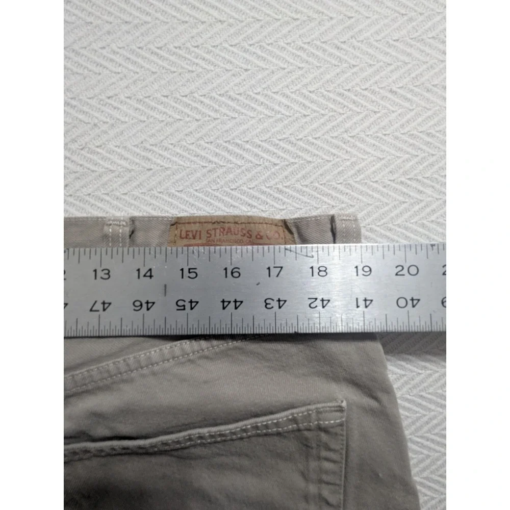 Levis pre owned