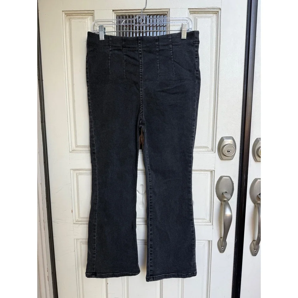 Free People Women's‎ Black Wash Flare Leg Pull On Jeans Size 30