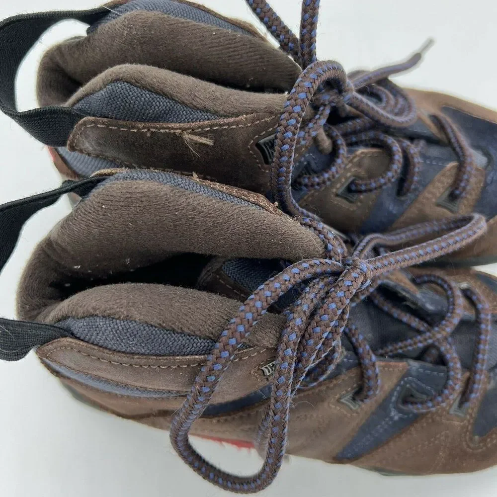 Reebok outdoor mid