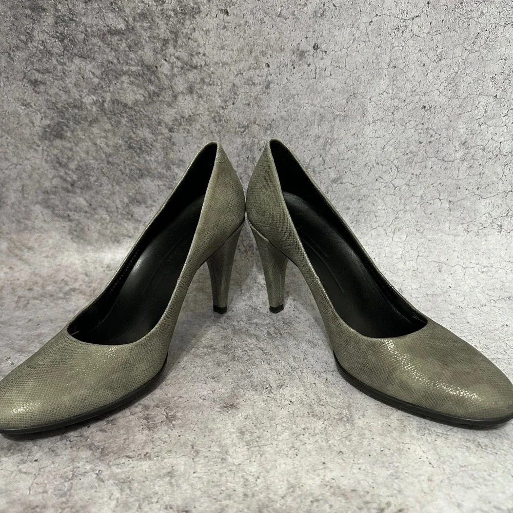 Ecco Shape 75 Sleek Pumps Womens 39 8-8.5 Gray Snakeskin Leather Heel
