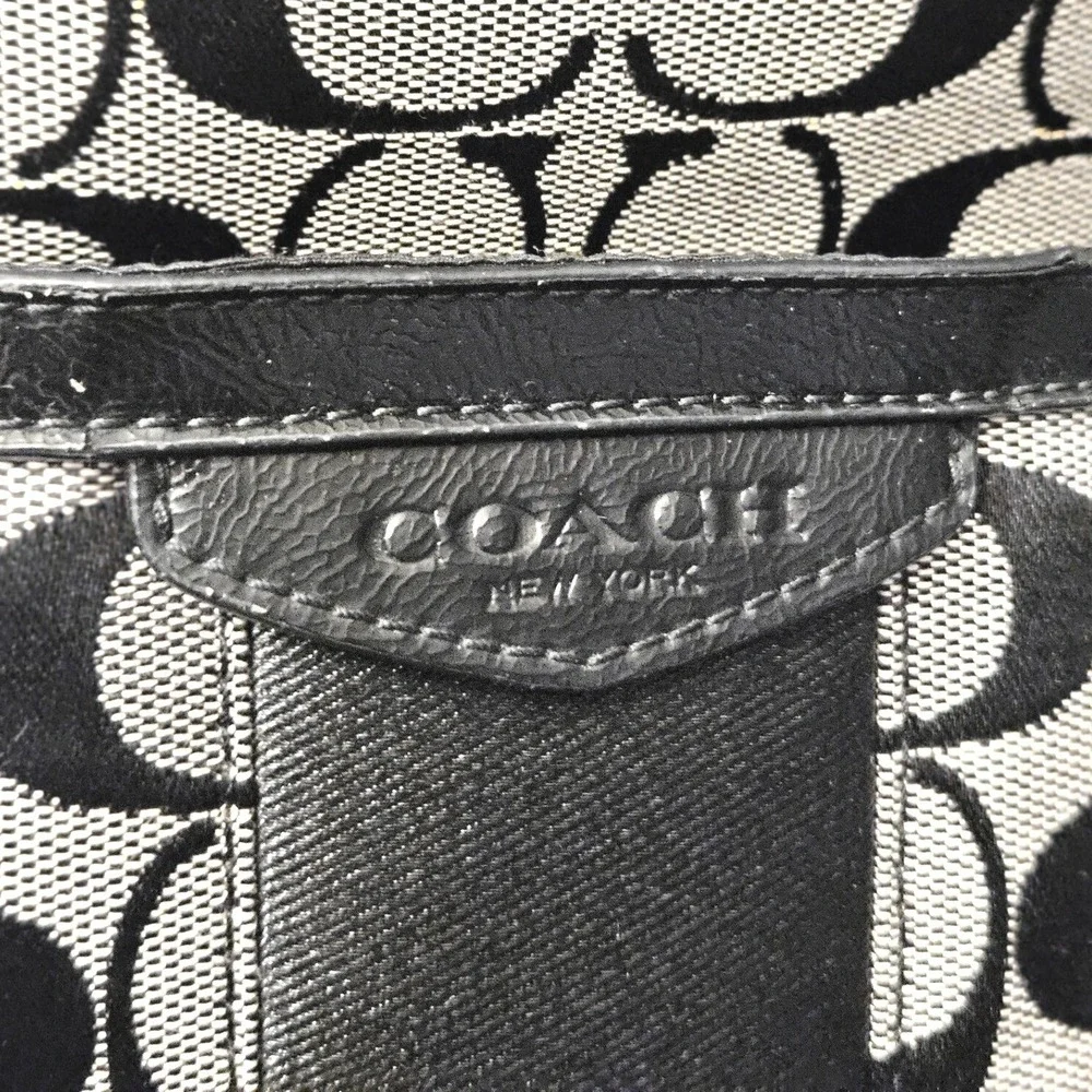 Coach signature gallery