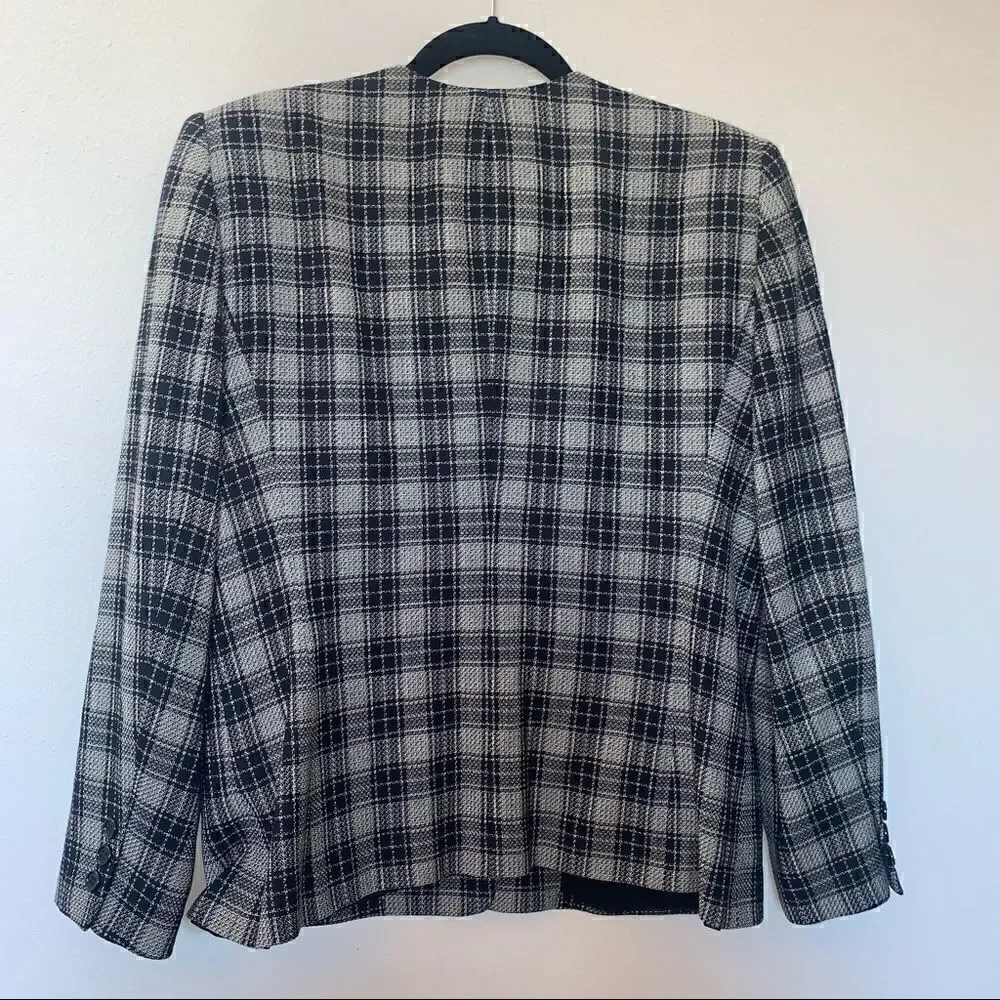 Liz Claiborne sewn liz