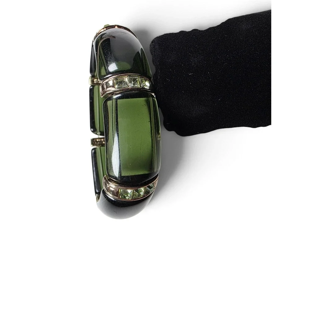 N/A vintage olive