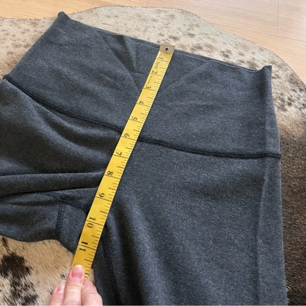 lululemon athletica size fabric