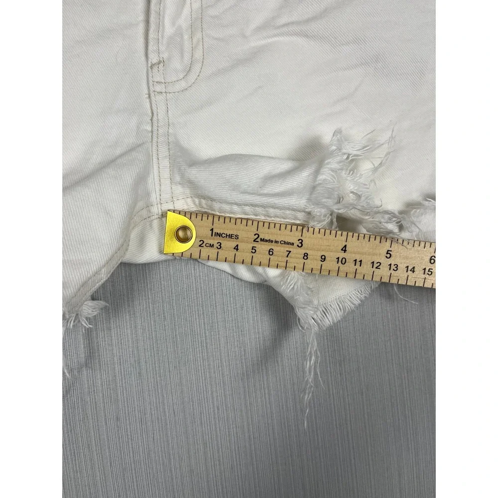 GAP details brand