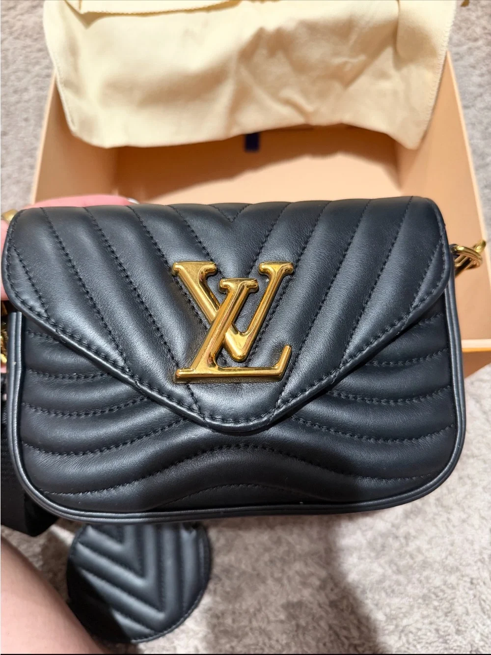 Louis Vuitton Black Calfskin New Wave Multi Pochette