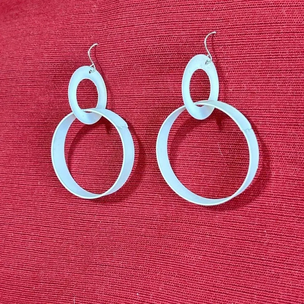 no brand circles matte interlocking