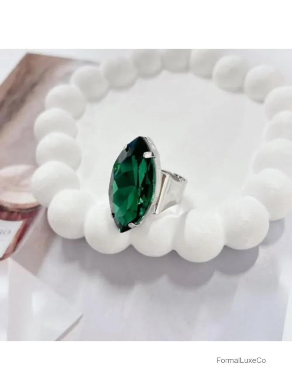 N/A exaggerated marquise