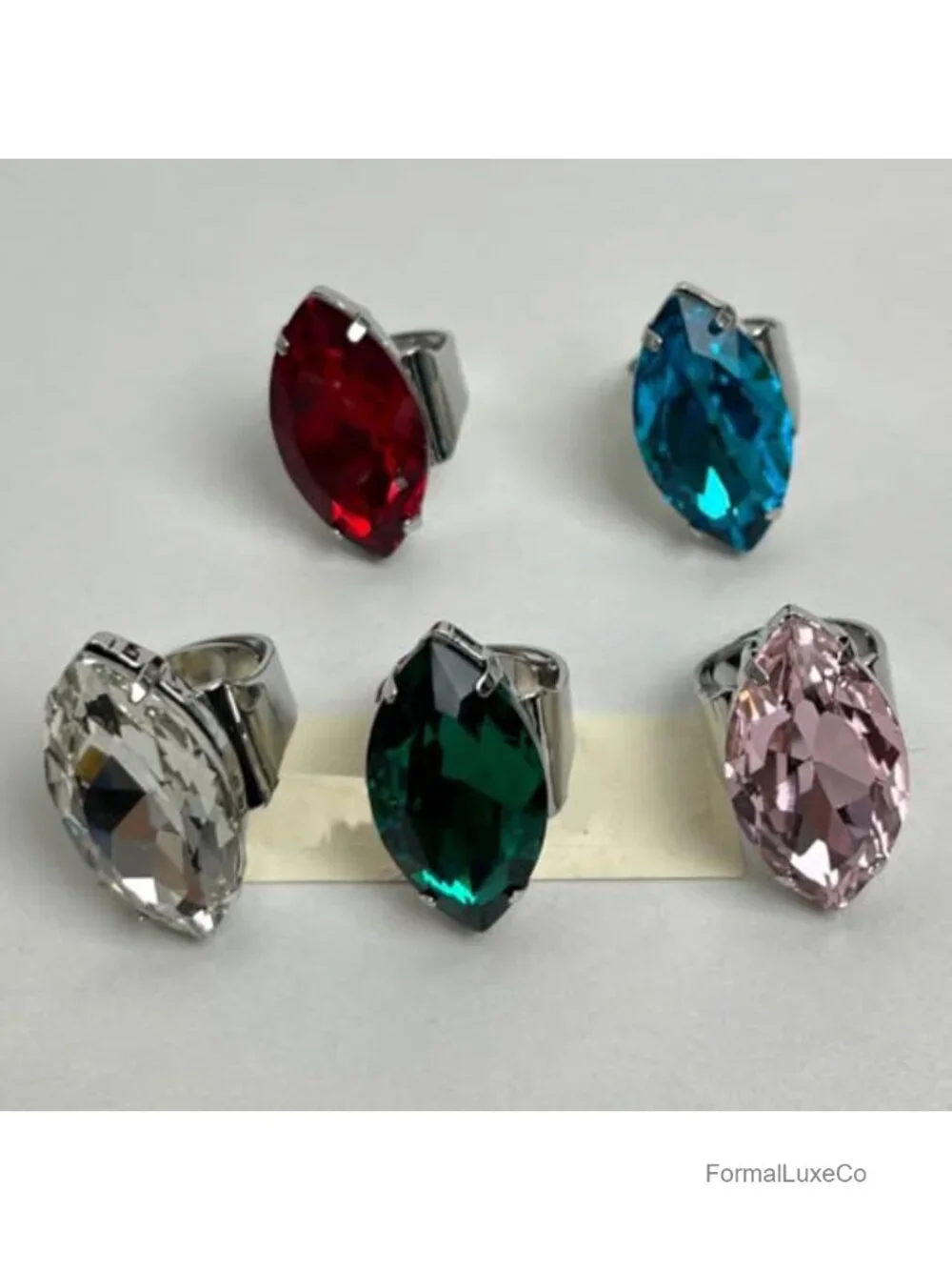 N/A exaggerated marquise