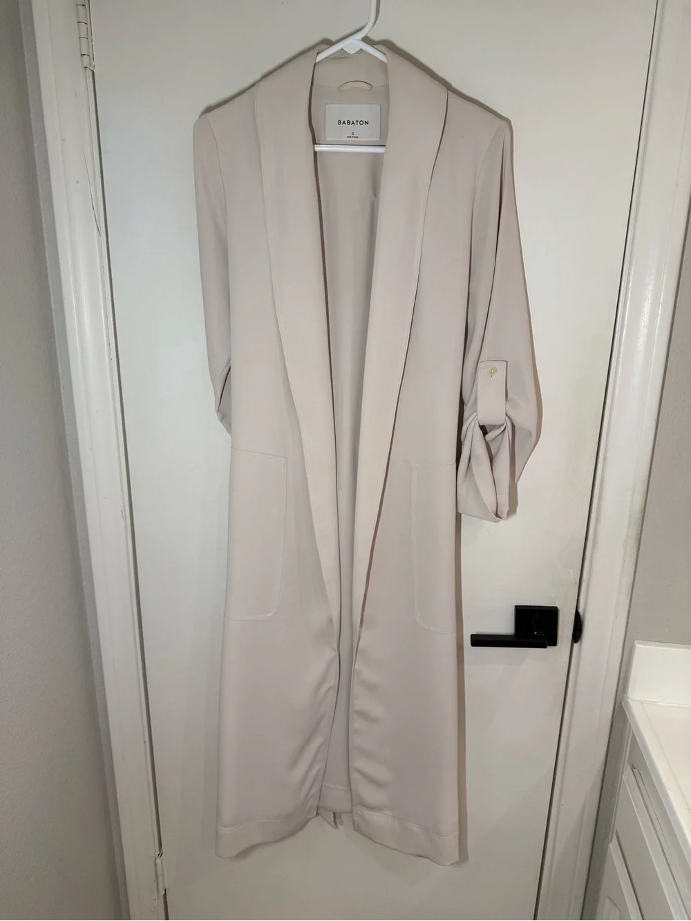 Aritzia Babaton Lightweight Long Duster Jacket in Light Beige Bone Color