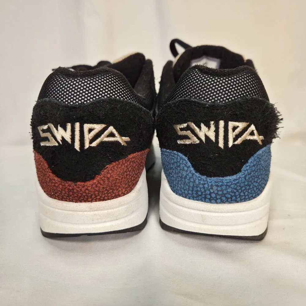 Nike see please