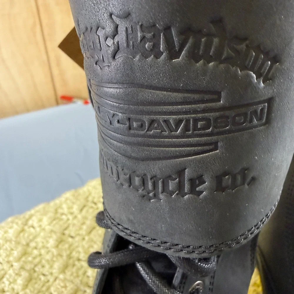 Harley-Davidson minty mint