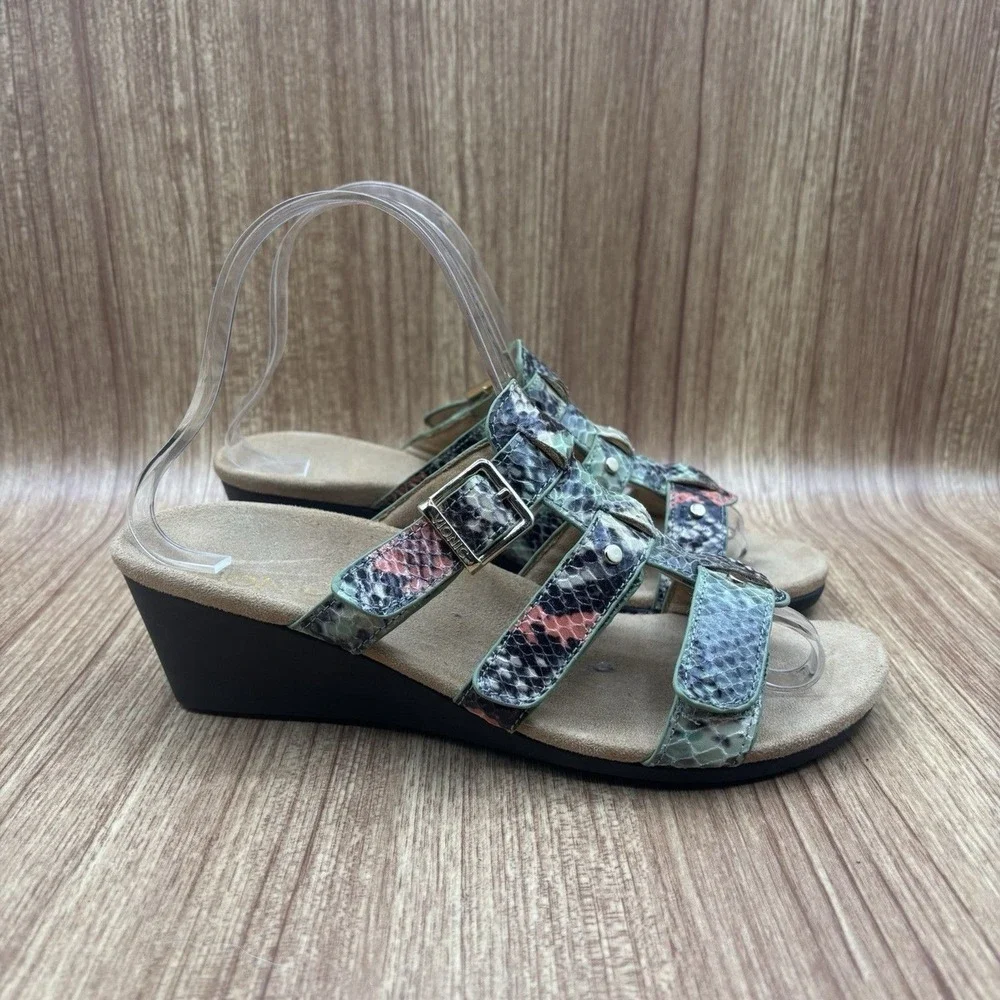 Vionic wedge sandals