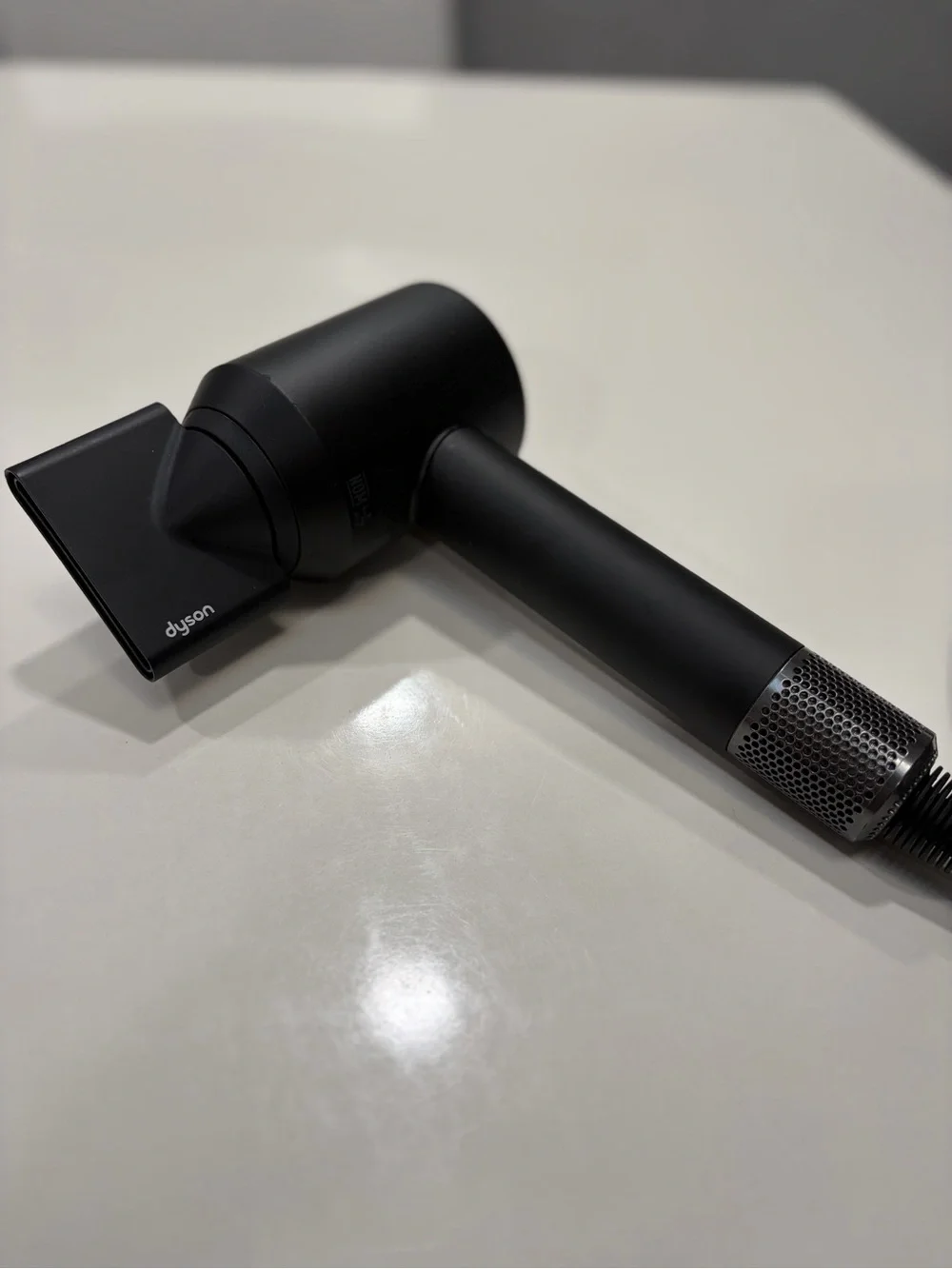 Dyson Supersonic Professional Hair Dryer Black + Attachments