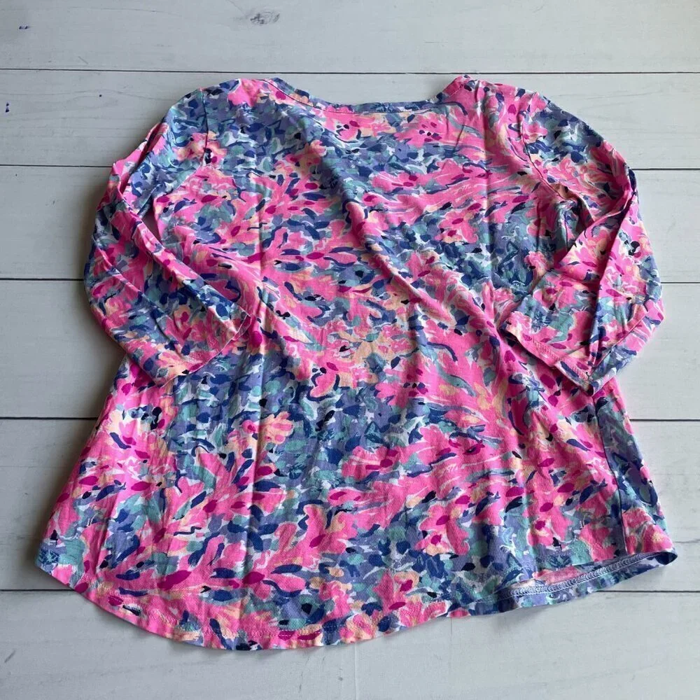 Lilly Pulitzer ***smoke free