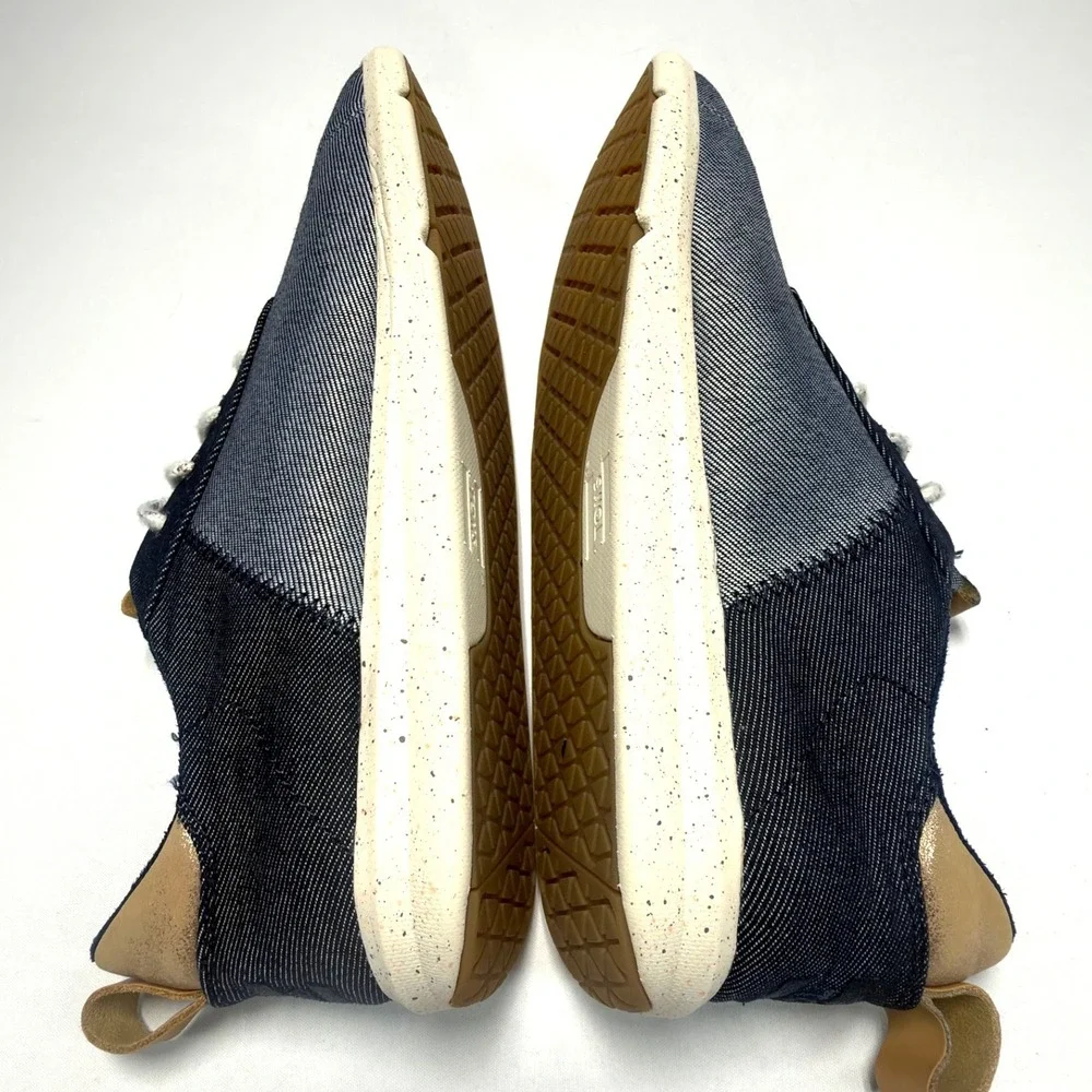 Toms coastal casual
