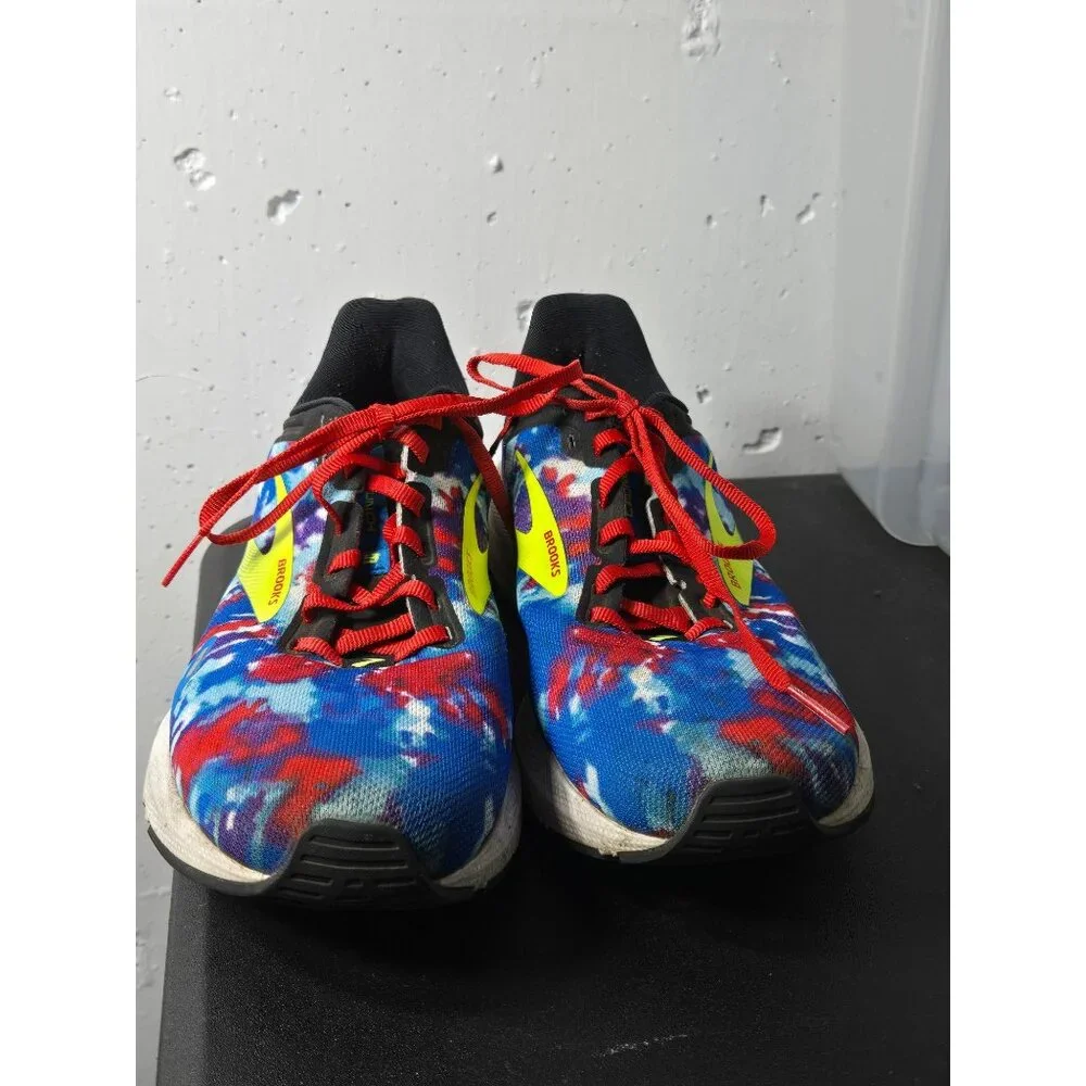 Brooks womens launch