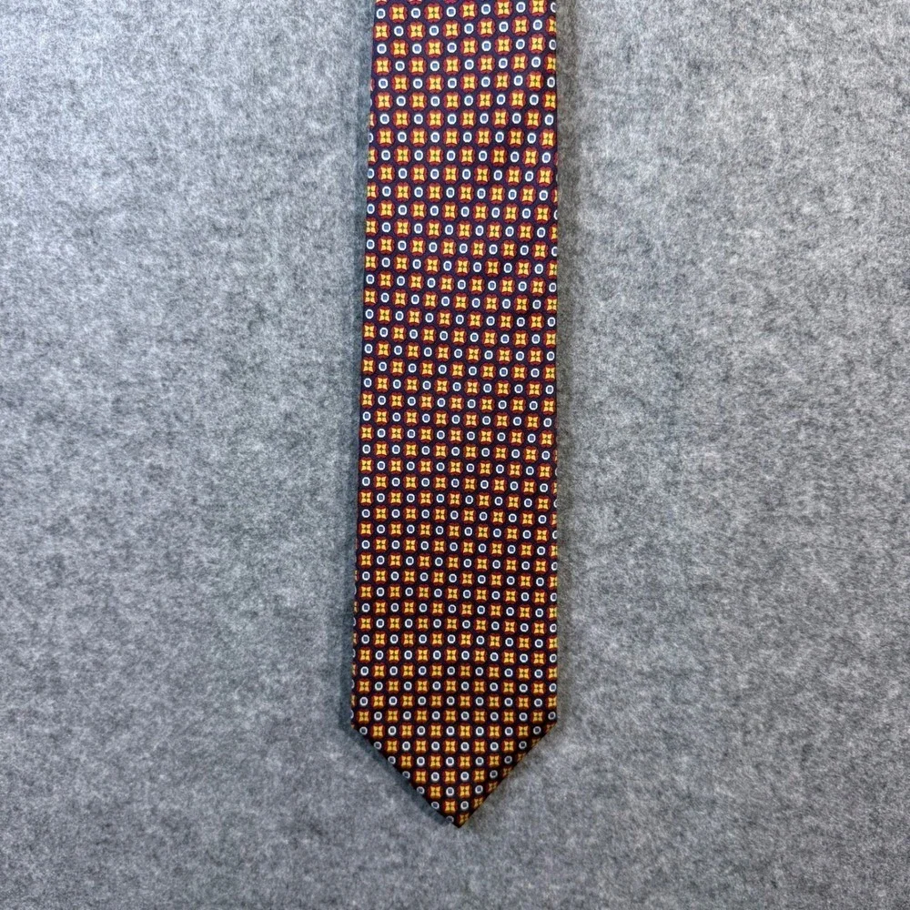 Barneys New York elegant necktie