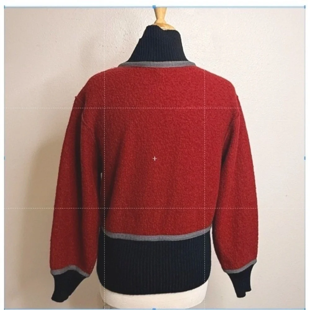 Tibal casual sweater
