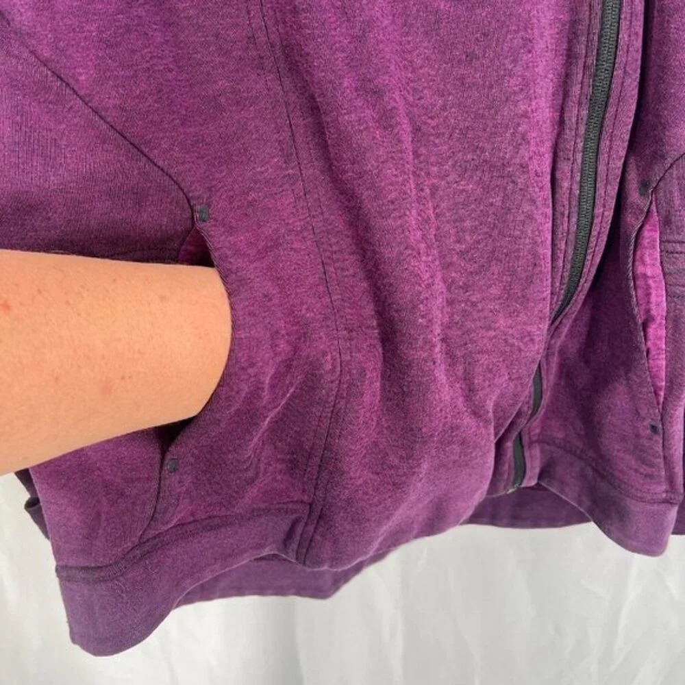Nike hole 24 purple