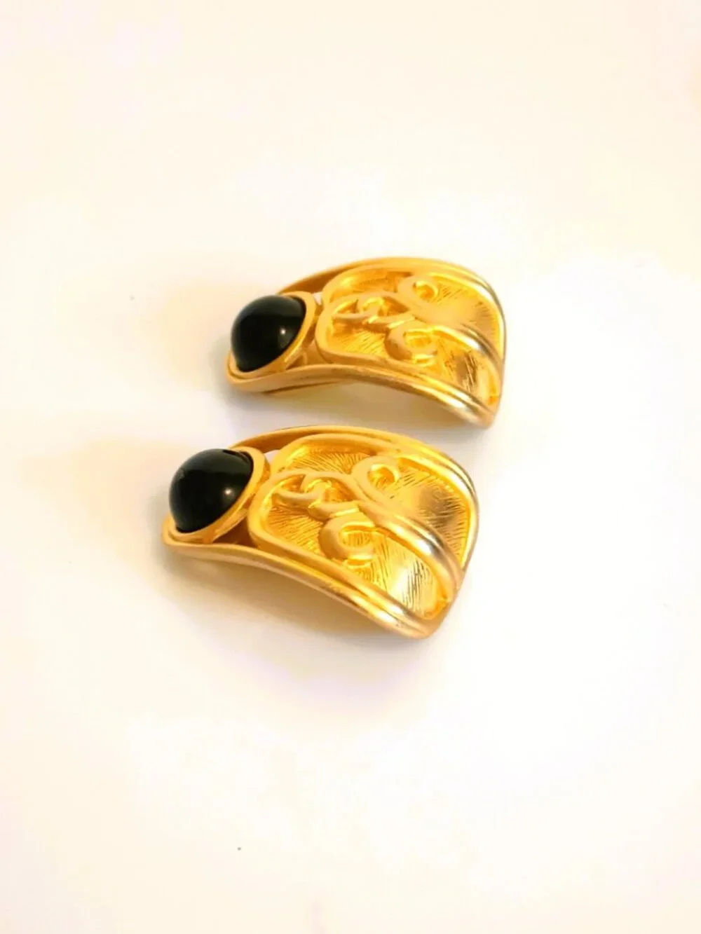 N/A vintage gold