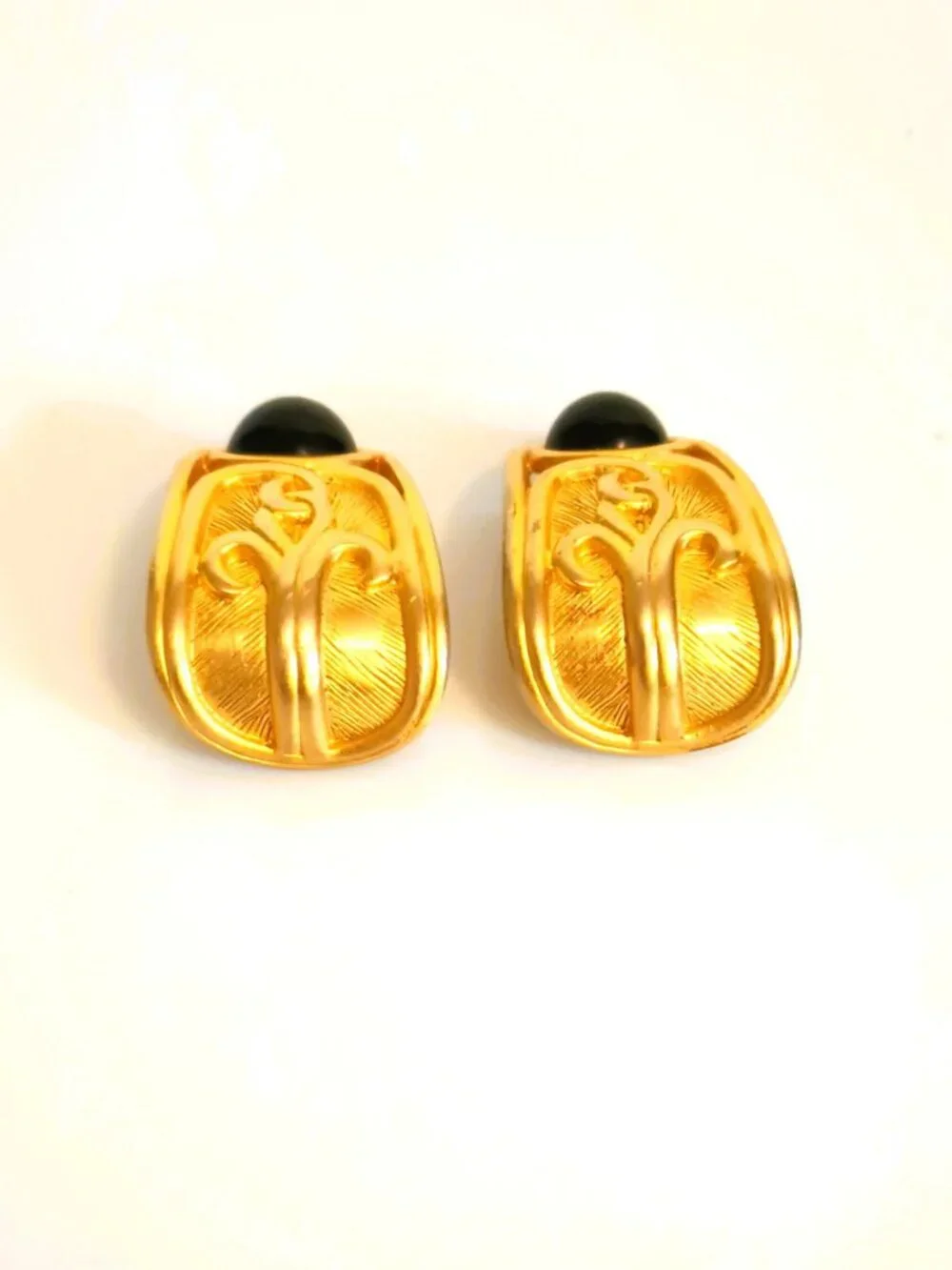 N/A vintage gold