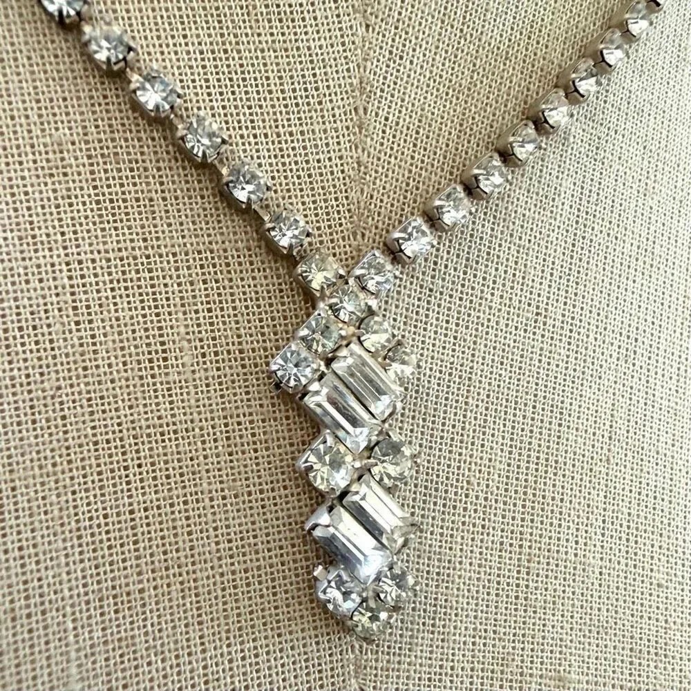 Vintage Rhinestone Tennis Necklace vintage rhinestone