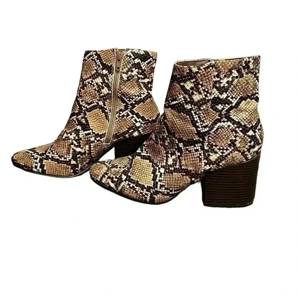Madden Girl Brown/White Snake Print Buckle Zip Ankle Boot Sz.8.5