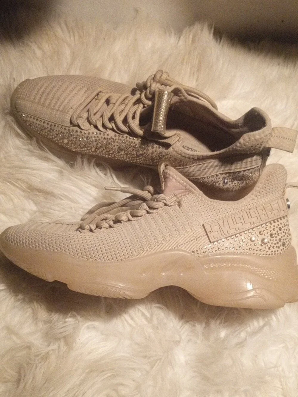 Steve Madden stylish beige