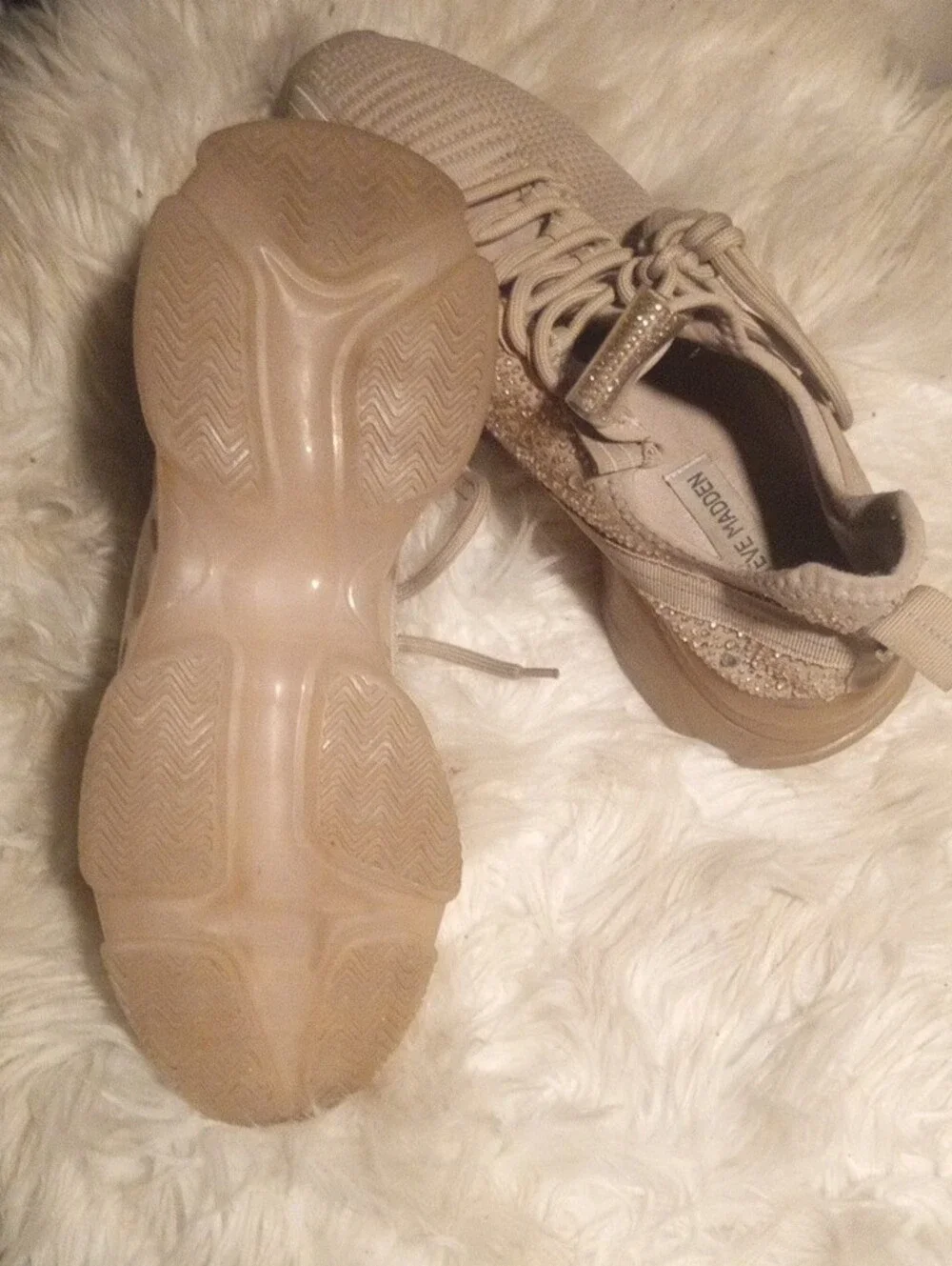Steve Madden stylish beige