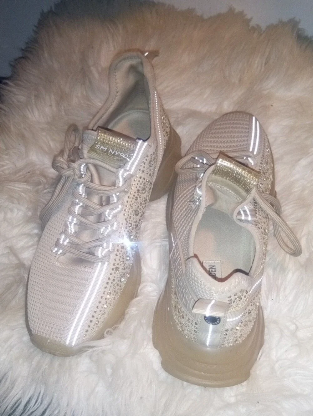 Steve Madden stylish beige
