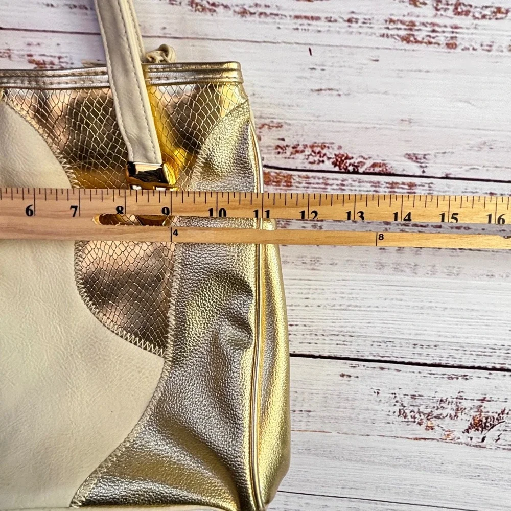 N/A shoulder bag