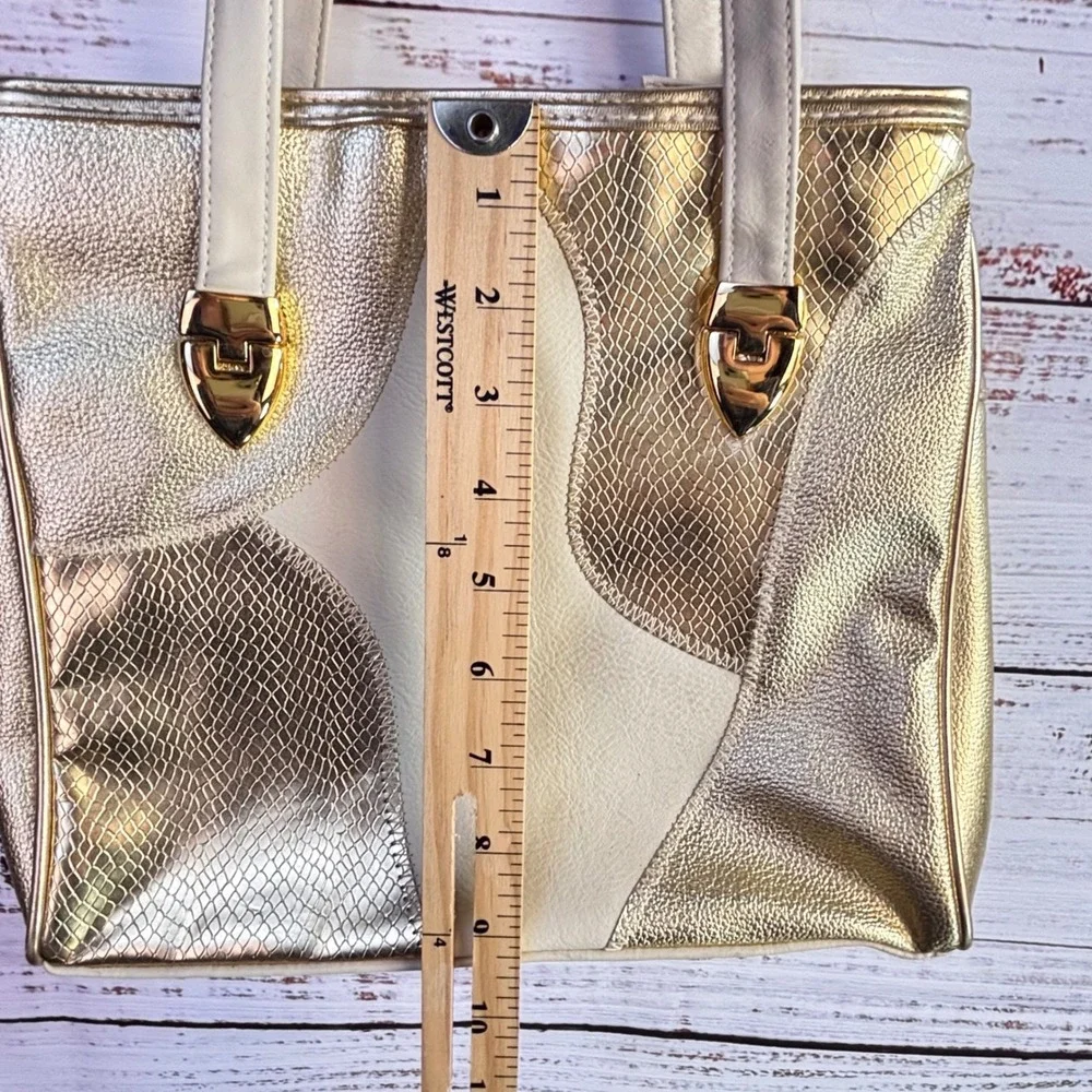 N/A shoulder bag
