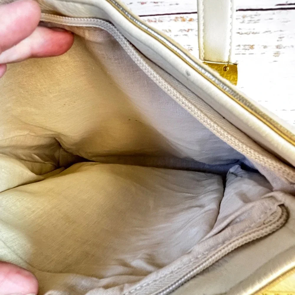 N/A shoulder bag