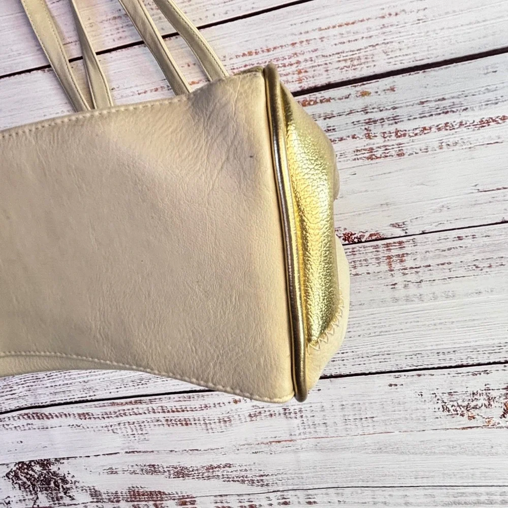 N/A shoulder bag