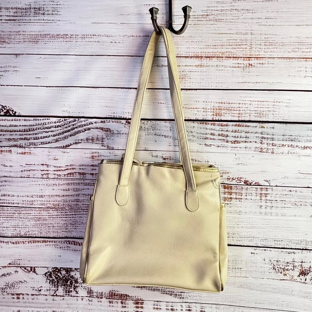 N/A shoulder bag
