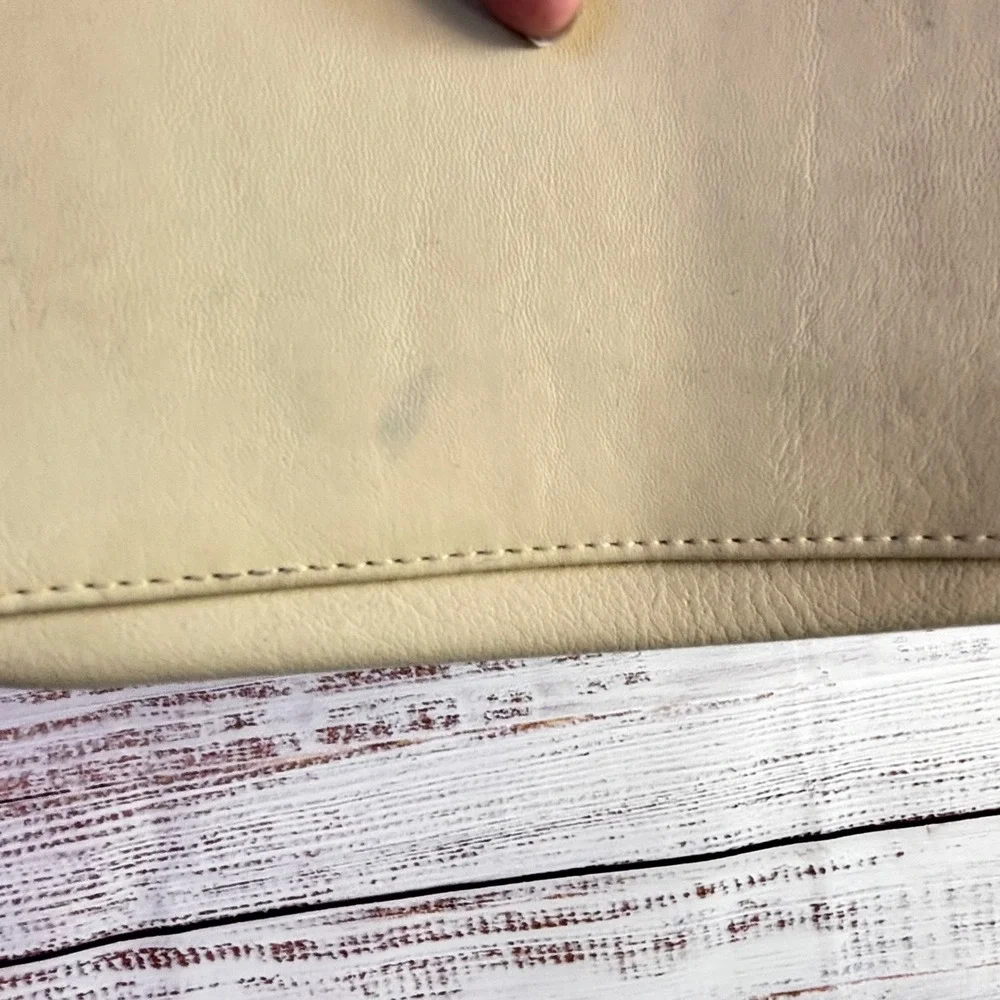 N/A shoulder bag