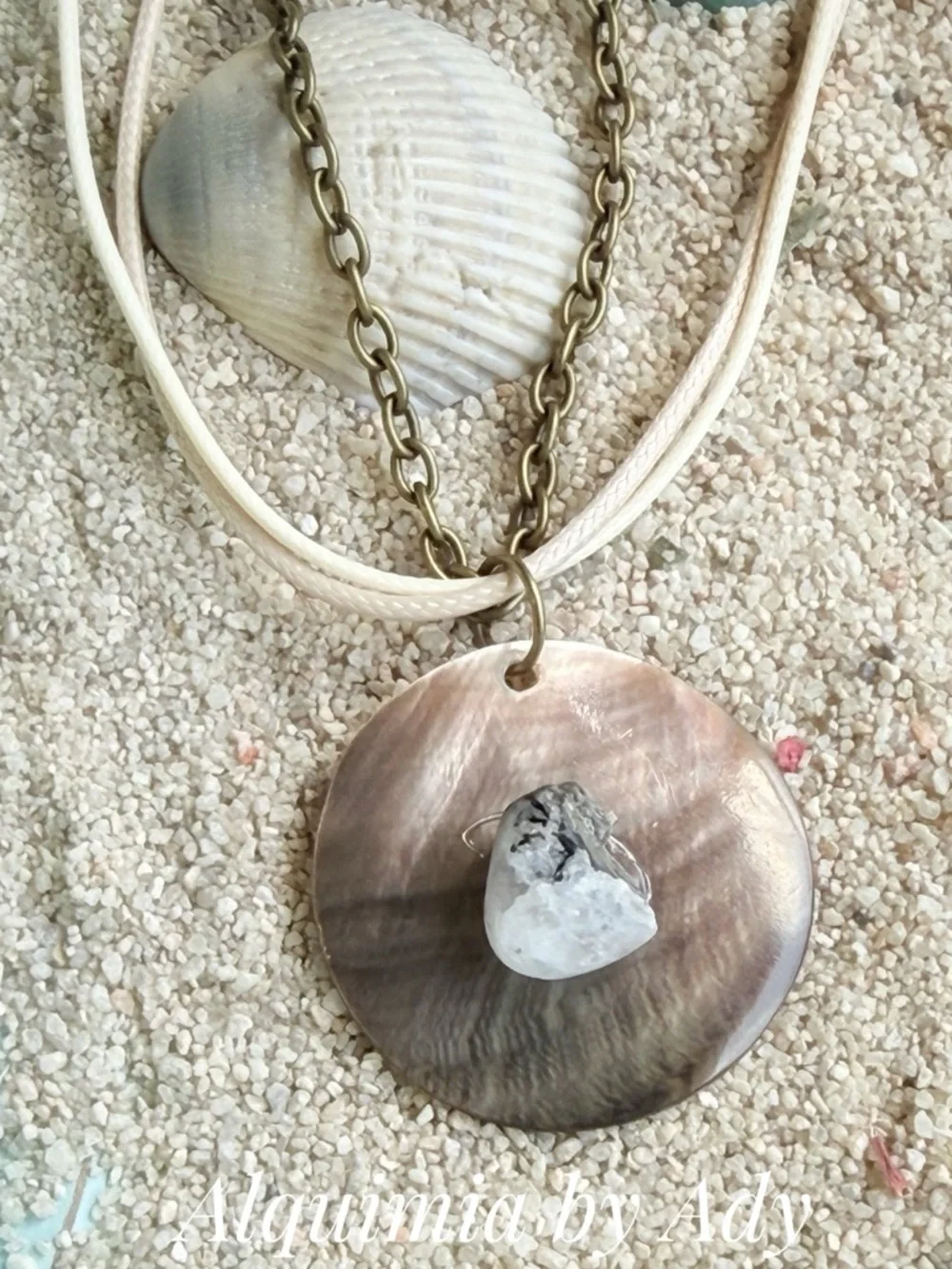 Alquimia pendant necklace