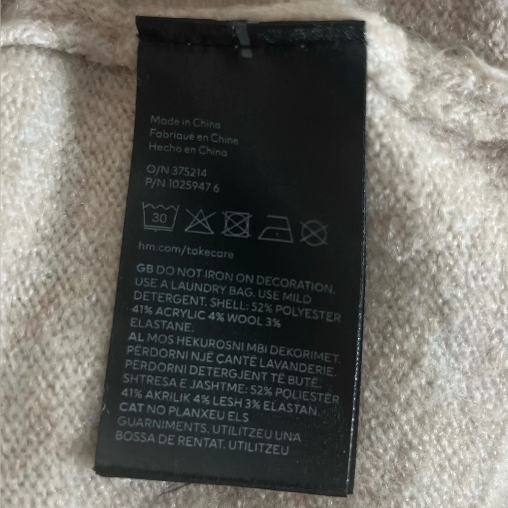 H&M neutral knitted