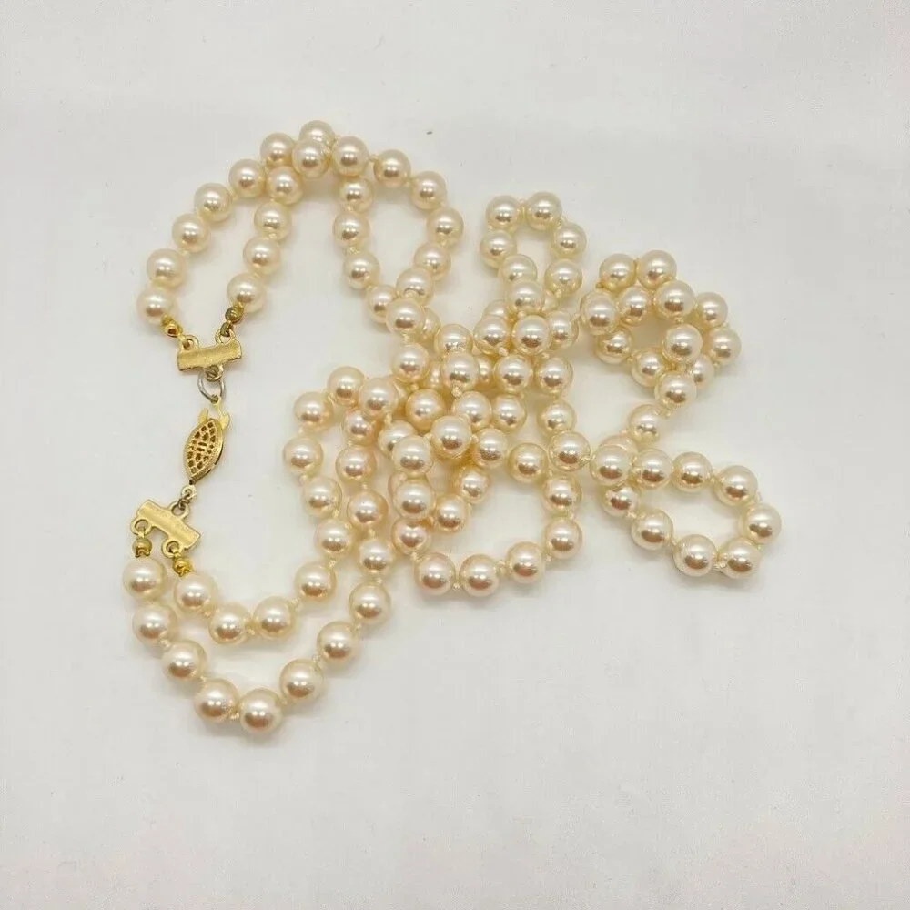 Unbranded luster pearl hand