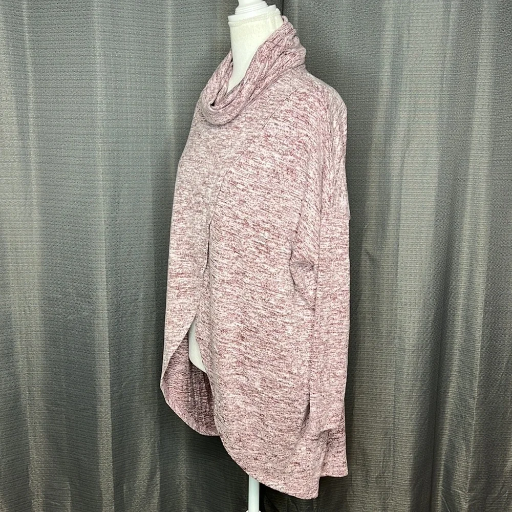 WONDERLAND this sweater