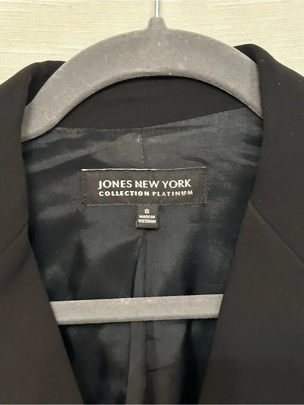 Jones New York classic single