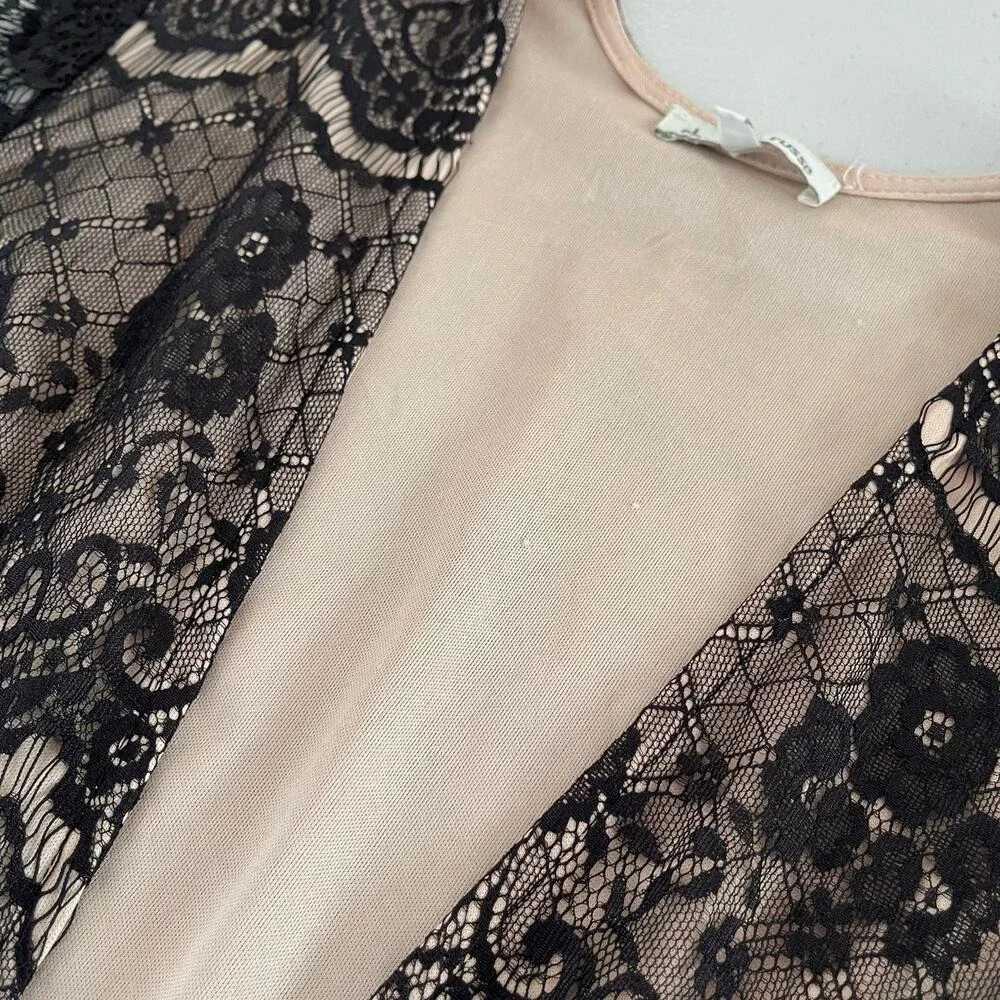 Unbranded measurements bust