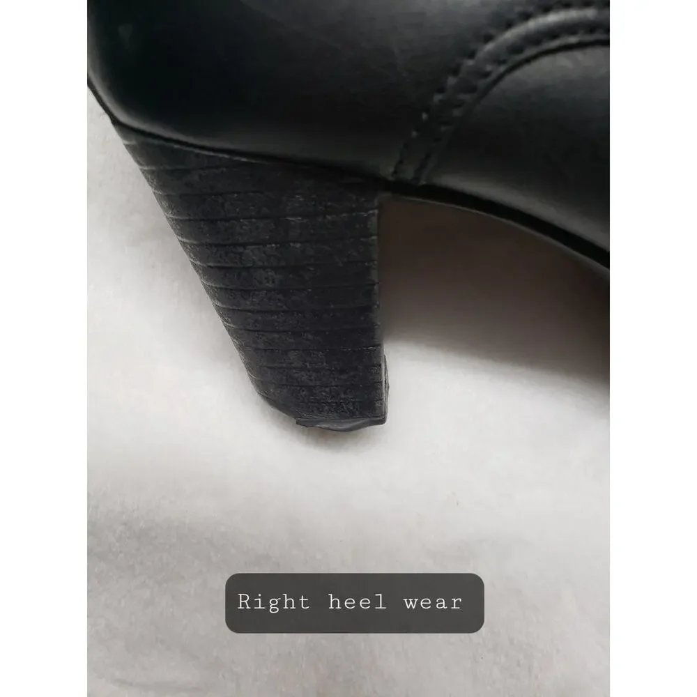 Clarks timeless black
