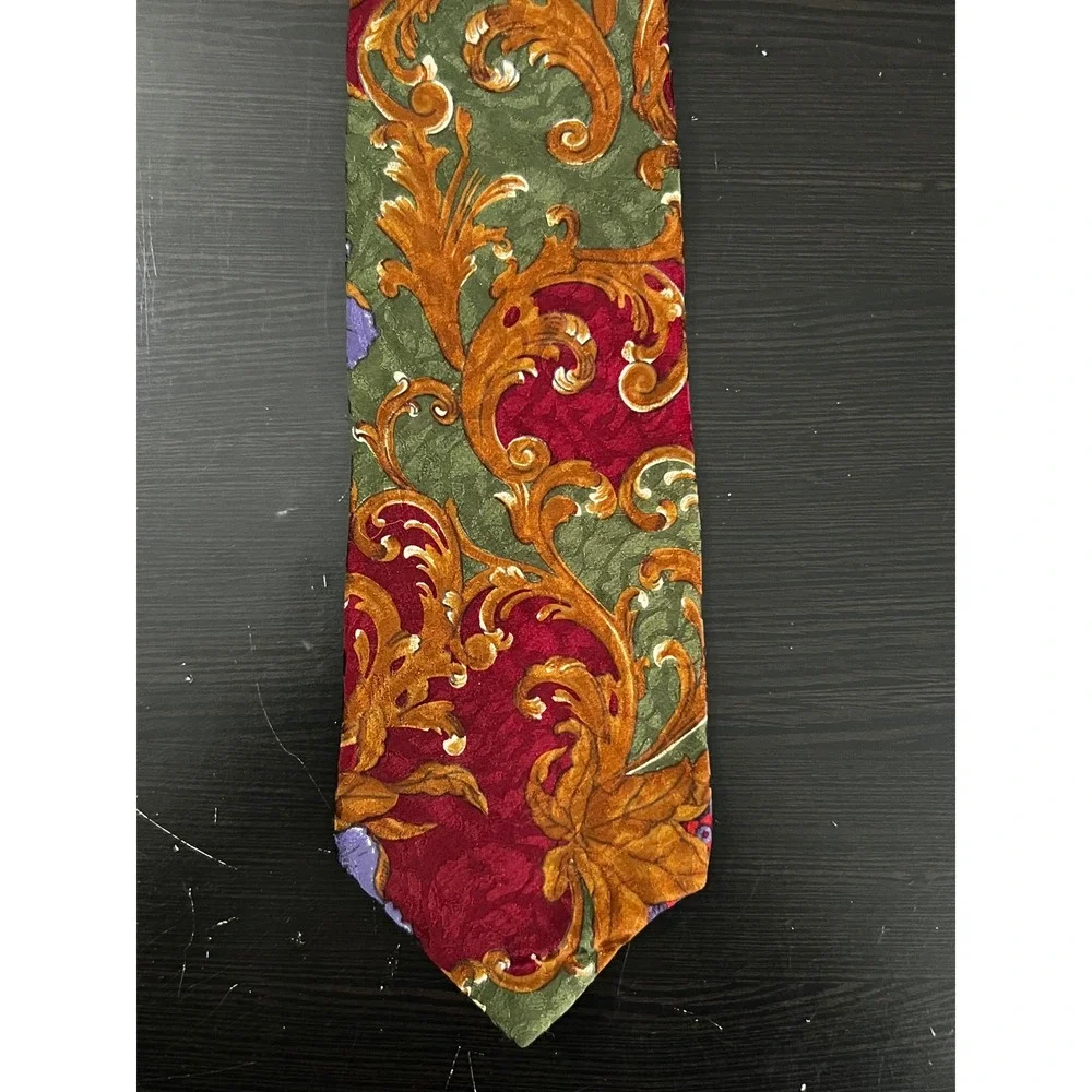 Bugatti necktie showcases