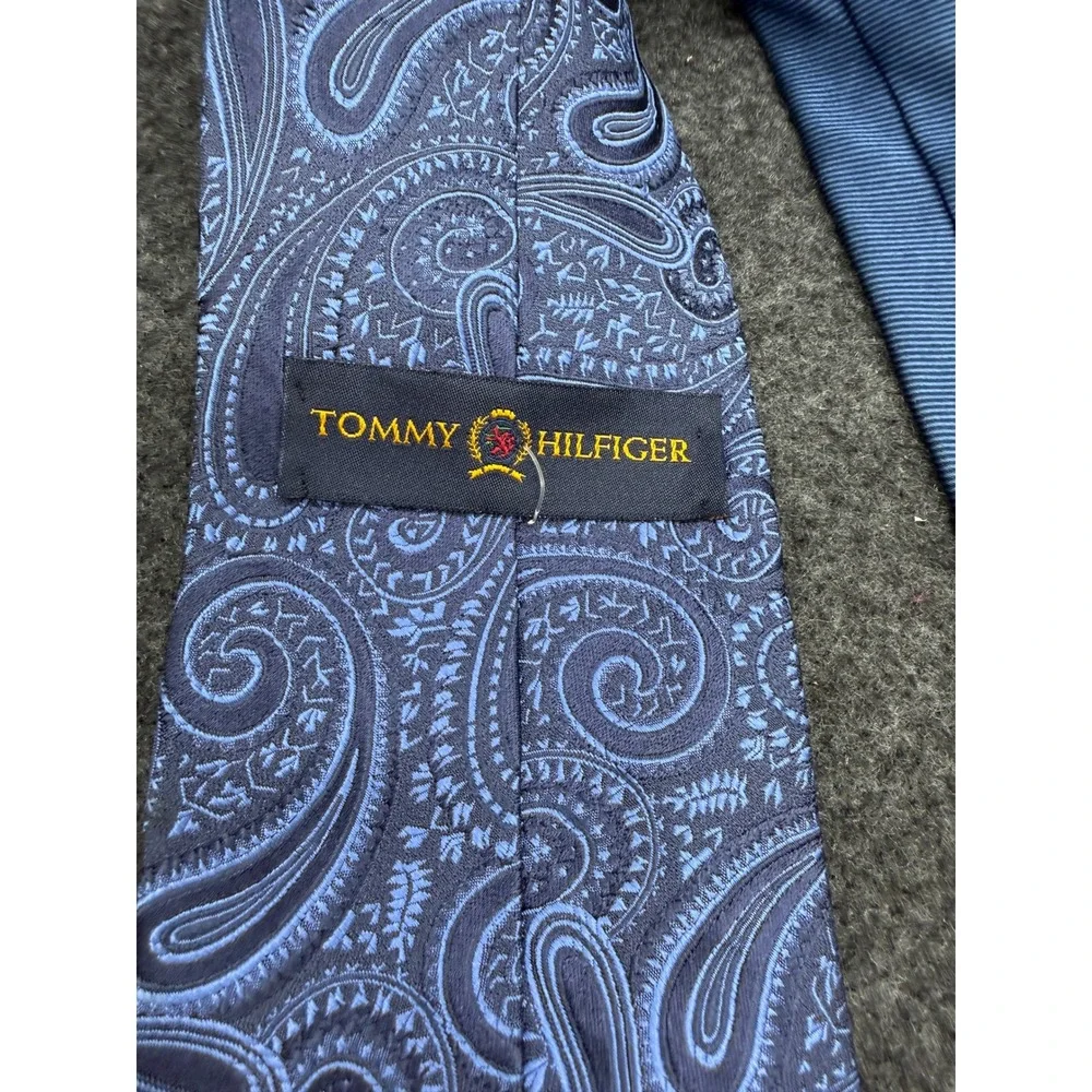 Tommy Hilfiger perfect dark