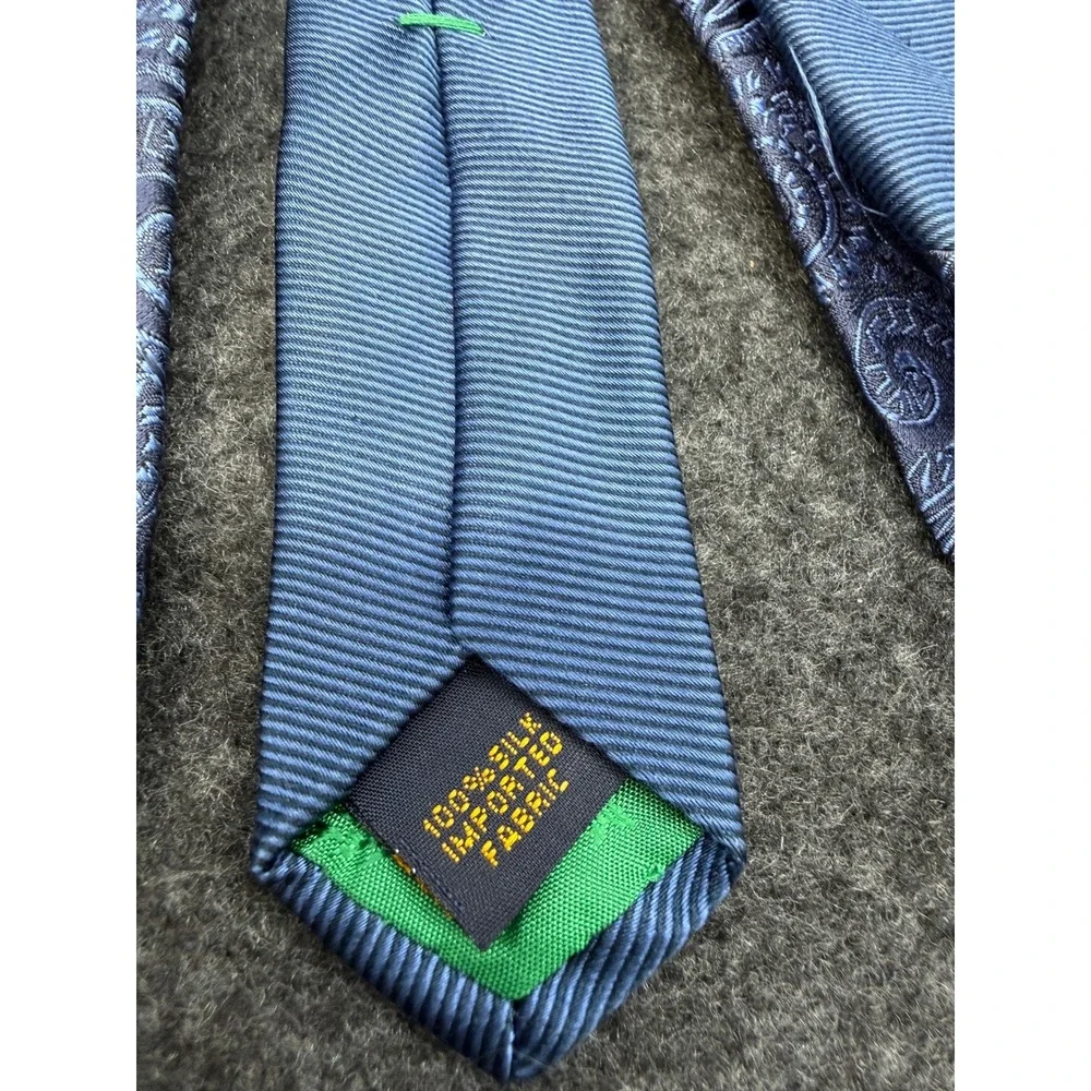 Tommy Hilfiger perfect dark