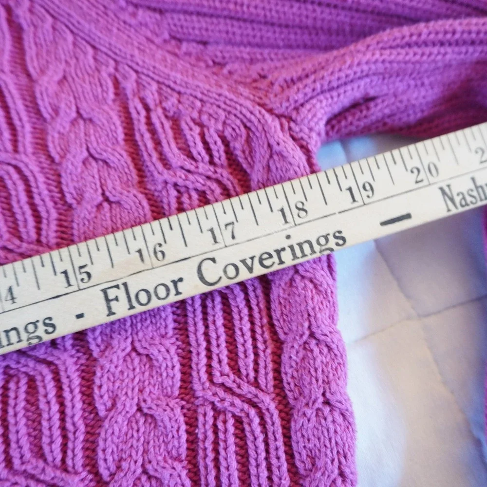 Waimscott pink cable
