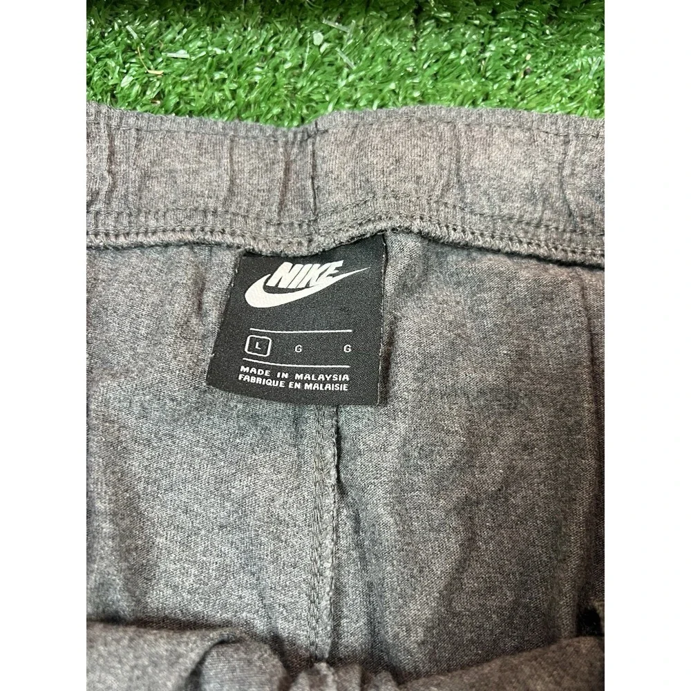 Nike gray measurements